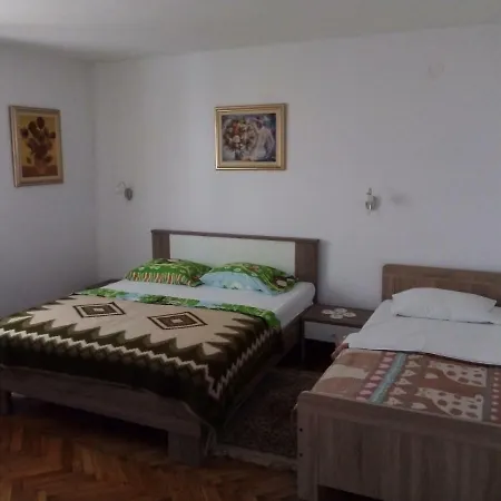 Filipo Apartman *